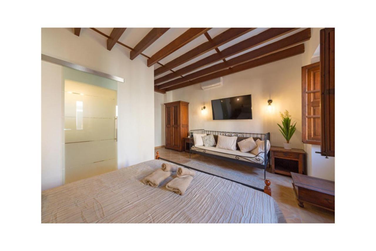 الشقق الفندقية لوكماجورفي  Boutique Hostal "Born53" Im Stadtkern Von Llucmajor, Mallorca المظهر الخارجي الصورة